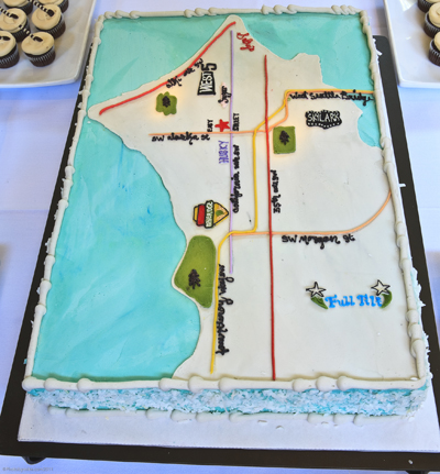 Cake by Sugar Rush features the West Seattle penninsula and it's charming neighborhoods